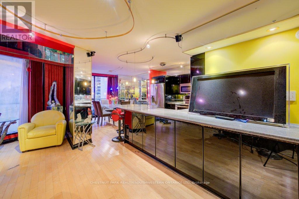 2409 - 33 Harbour Square, Toronto, Ontario  M5J 2G2 - Photo 22 - C12785042