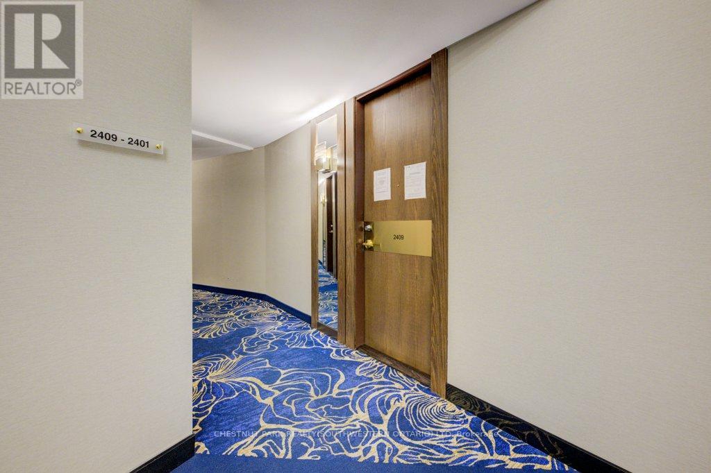 2409 - 33 Harbour Square, Toronto, Ontario  M5J 2G2 - Photo 6 - C12785042