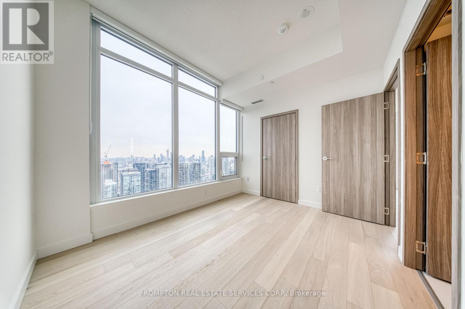 6802 - 1 Concord Cityplace Way, Toronto, Ontario  M5V 0X3 - Photo 16 - C12785084