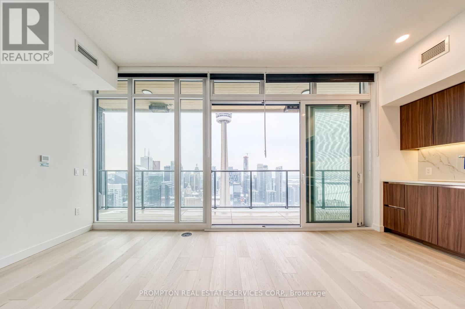 6802 - 1 Concord Cityplace Way, Toronto, Ontario  M5V 0X3 - Photo 25 - C12785084