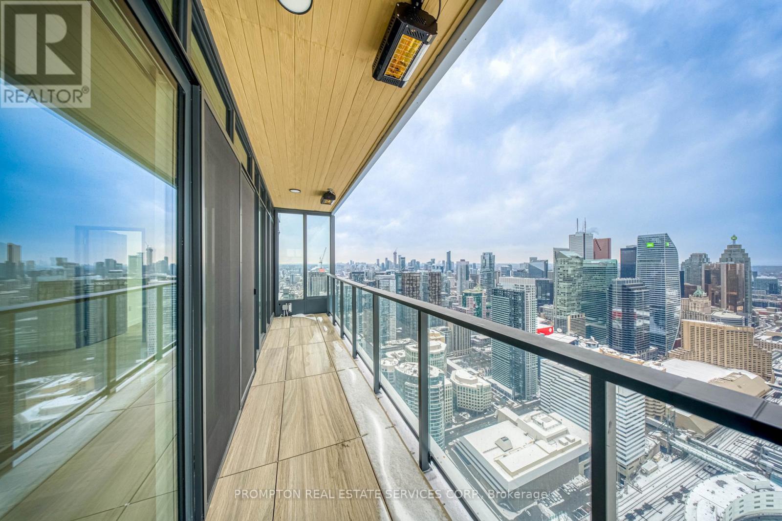 6802 - 1 Concord Cityplace Way, Toronto, Ontario  M5V 0X3 - Photo 28 - C12785084