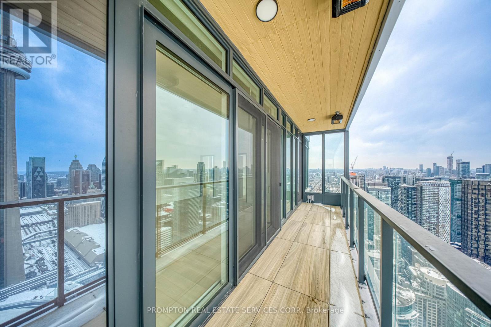 6802 - 1 Concord Cityplace Way, Toronto, Ontario  M5V 0X3 - Photo 29 - C12785084