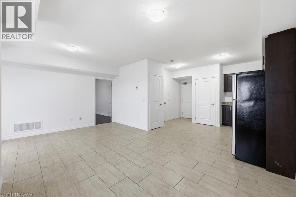 886 Golf Links Road Unit# 302, Ancaster, Ontario  L9K 1J8 - Photo 13 - 40804768