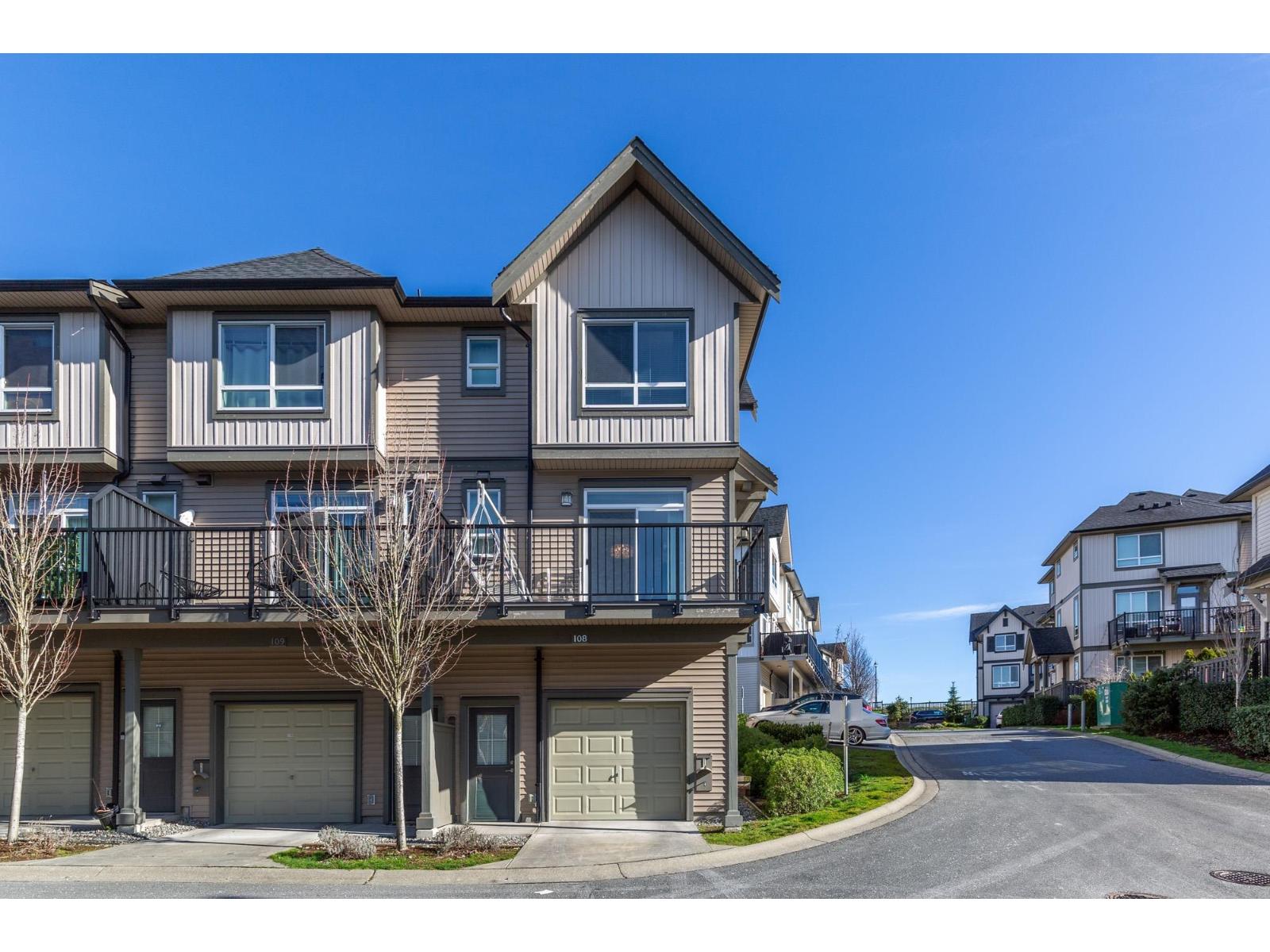 108 30930 Westridge Place, Abbotsford, British Columbia  V2T 0H6 - Photo 1 - R3087928