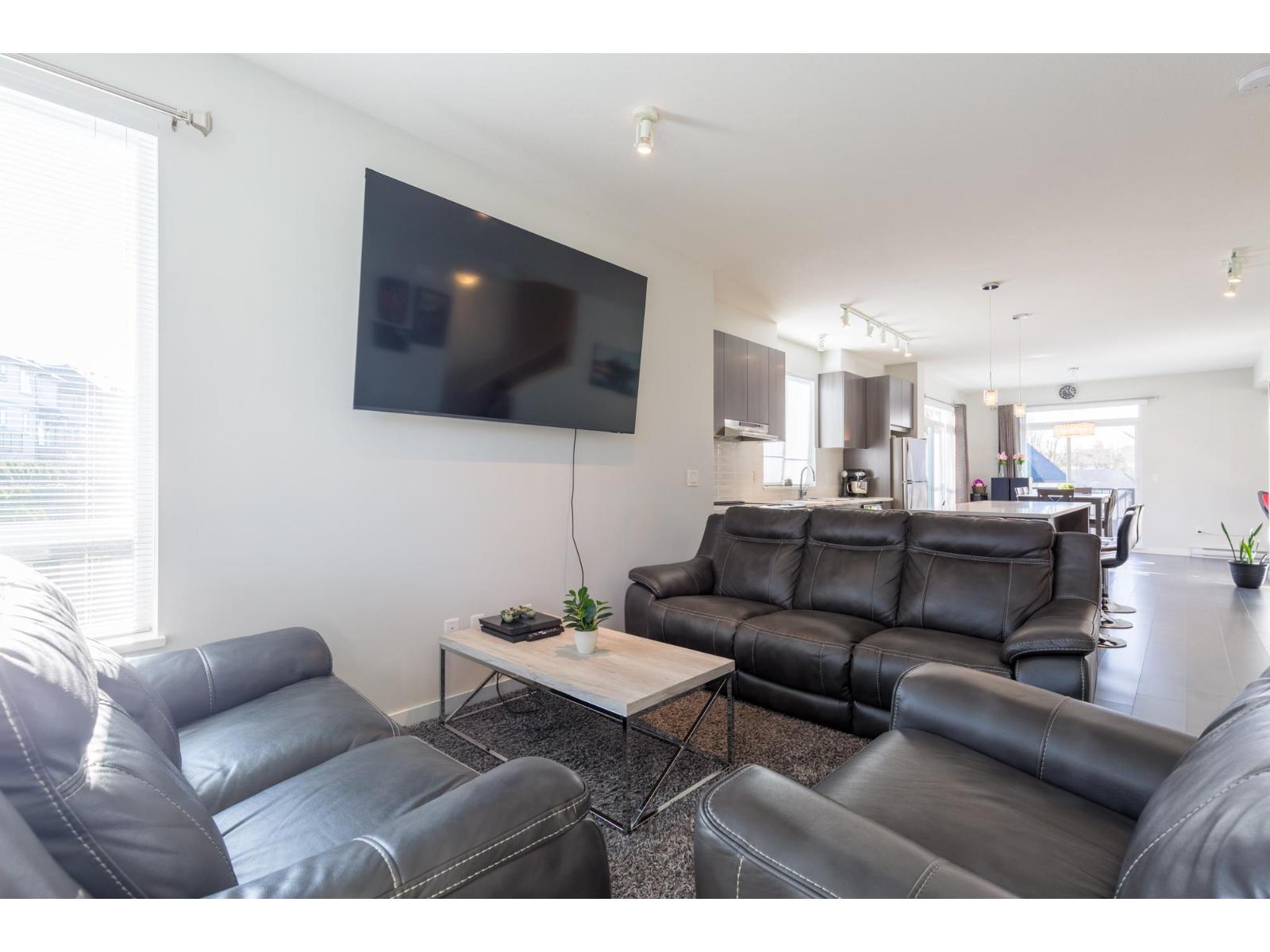 108 30930 Westridge Place, Abbotsford, British Columbia  V2T 0H6 - Photo 5 - R3087928