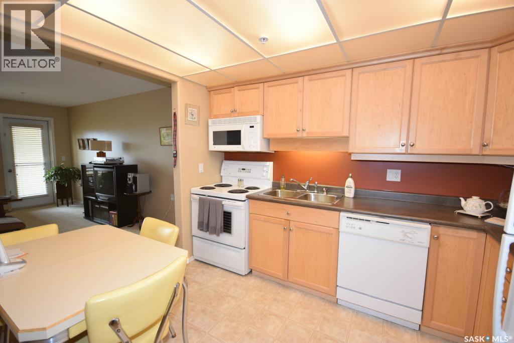 207 1622 Acadia Drive, Saskatoon, Saskatchewan  S7H 5H7 - Photo 3 - SK028435