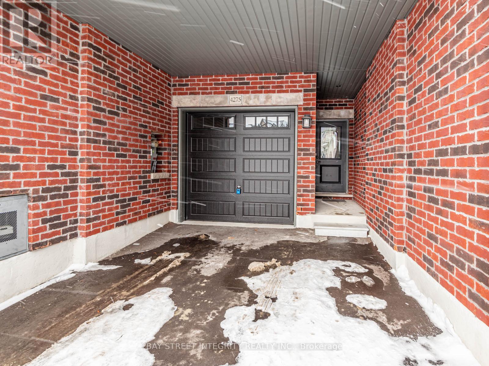 4275 Major Mackenzie Drive E, Markham, Ontario  L6C 3L5 - Photo 34 - N12785178