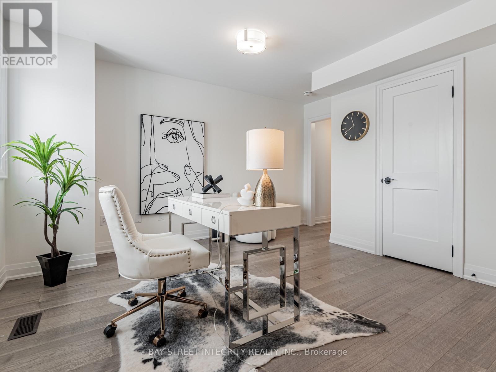 4275 Major Mackenzie Drive E, Markham, Ontario  L6C 3L5 - Photo 5 - N12785178