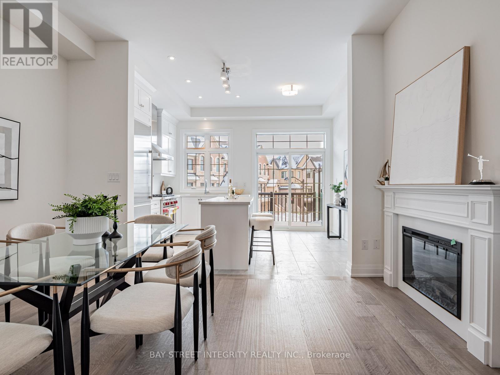 4275 Major Mackenzie Drive E, Markham, Ontario  L6C 3L5 - Photo 9 - N12785178