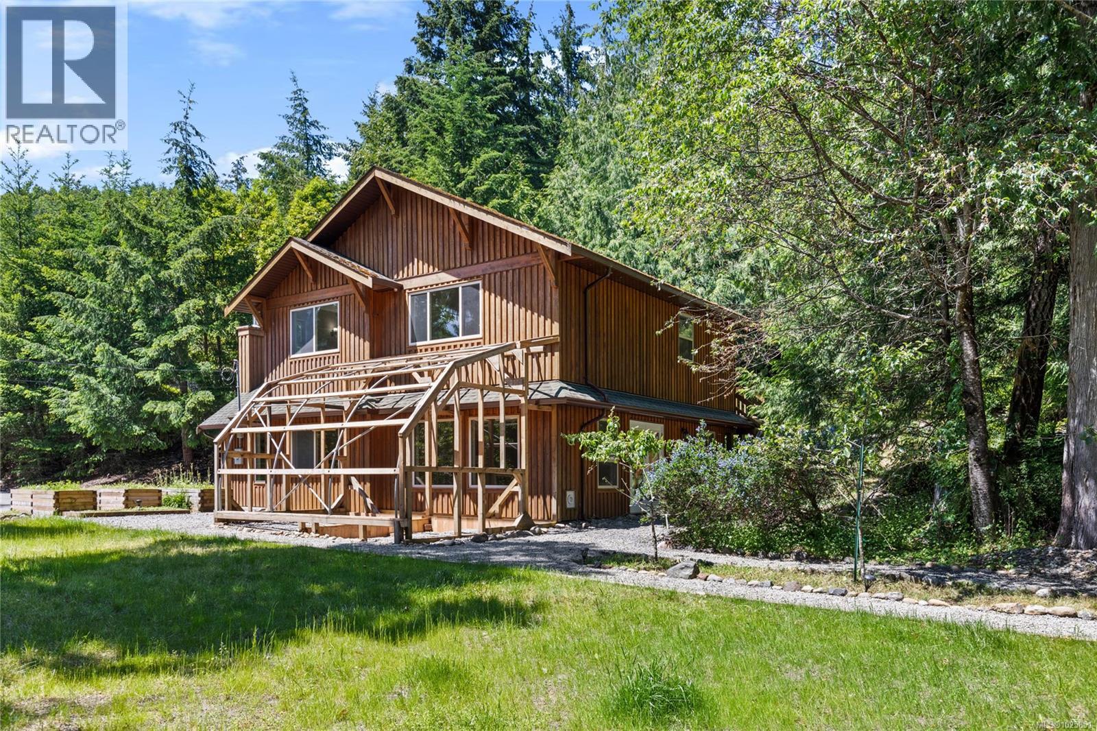 1785 Dunwurkin Way, Qualicum Beach, British Columbia  V9K 2S3 - Photo 2 - 1025851