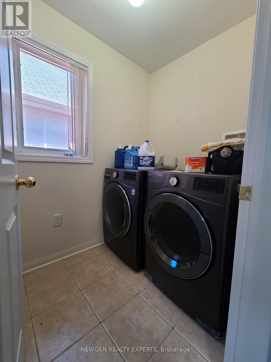 23 Owlridge Drive, Brampton, Ontario  L6X 0M3 - Photo 25 - W12783108