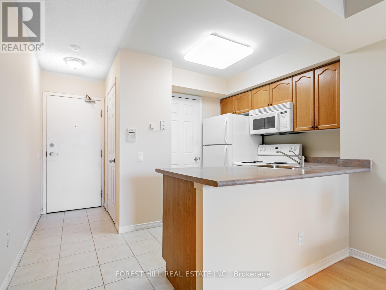 1501 - 30 Harrison Garden Boulevard, Toronto, Ontario  M2N 7A9 - Photo 4 - C12742584