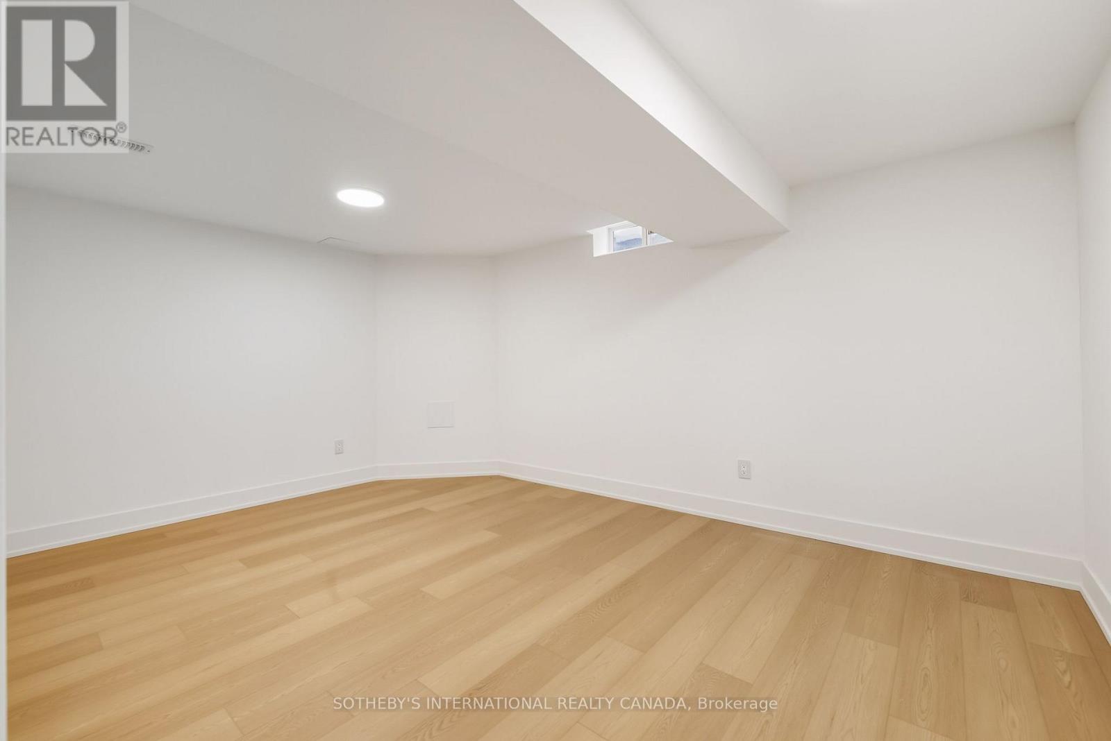 4 Dersingham Crescent, Markham, Ontario  L3T 4E7 - Photo 47 - N12782984