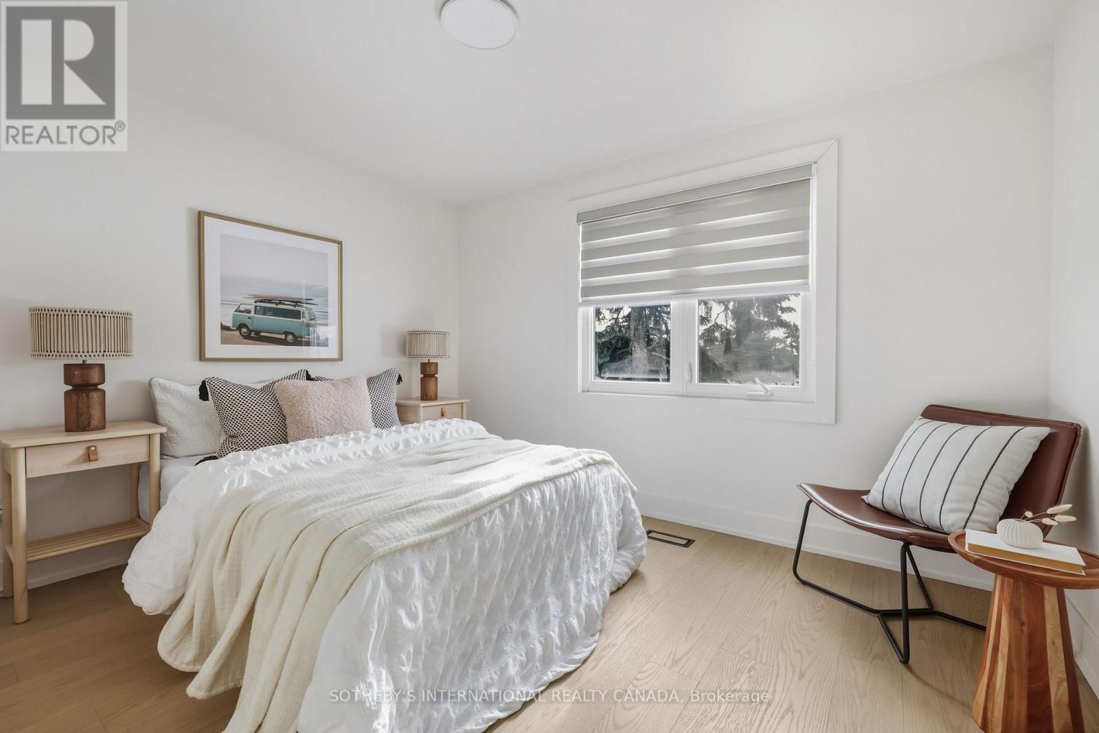 4 Dersingham Crescent, Markham, Ontario  L3T 4E7 - Photo 32 - N12782984