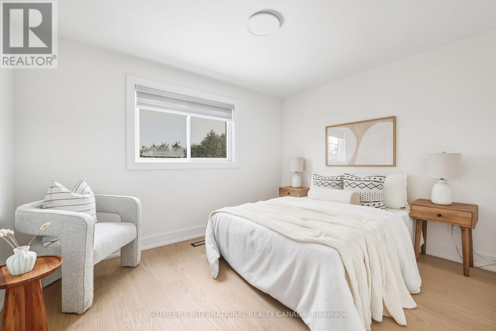 4 Dersingham Crescent, Markham, Ontario  L3T 4E7 - Photo 42 - N12782984