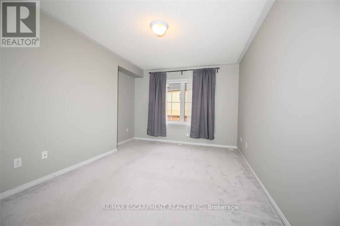 9 - 31 Hays Boulevard, Oakville, Ontario  L6H 0J1 - Photo 10 - W12785048