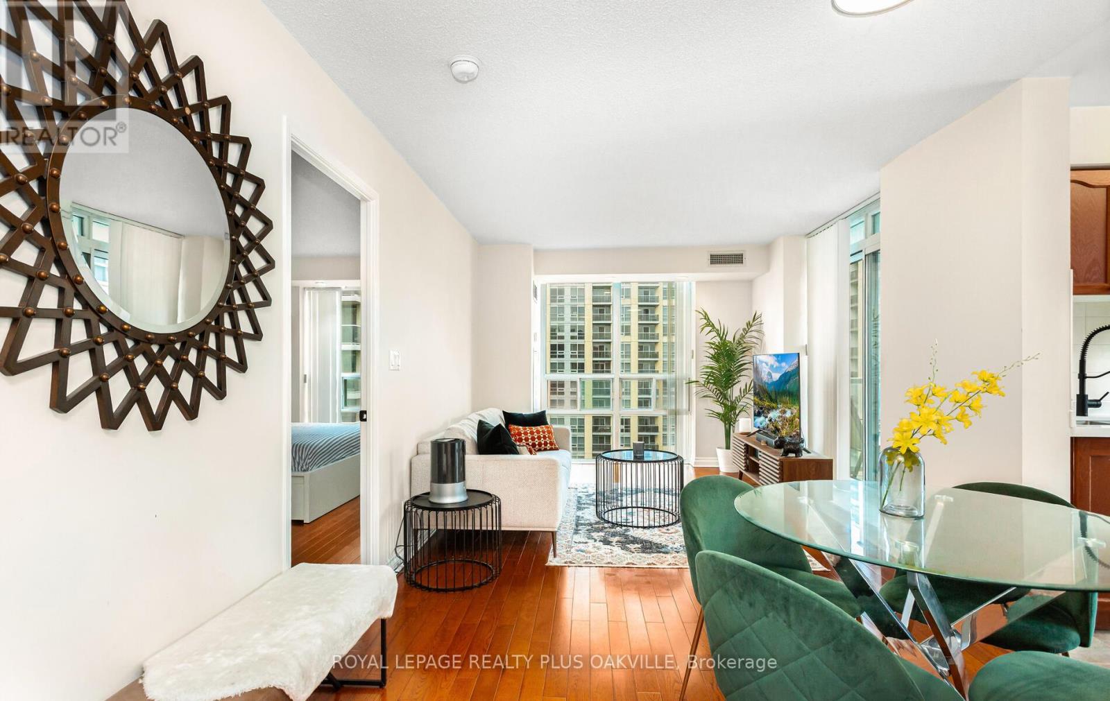 Lph07 - 7 Michael Power Place, Toronto (Islington-City Centre West), Ontario  M9A 0A4 - Photo 15 - W12785056