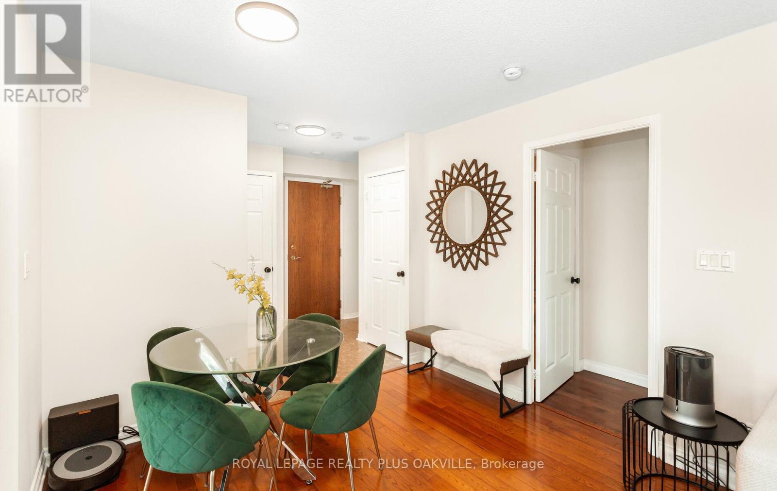 Lph07 - 7 Michael Power Place, Toronto (Islington-City Centre West), Ontario  M9A 0A4 - Photo 24 - W12785056