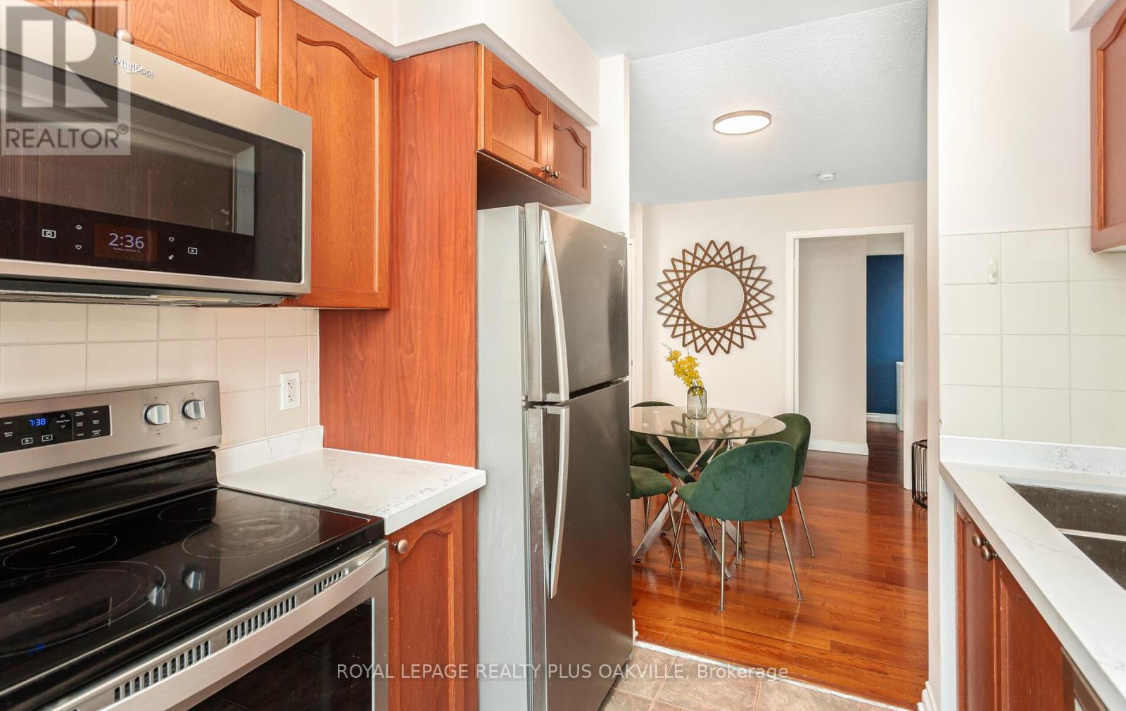 Lph07 - 7 Michael Power Place, Toronto (Islington-City Centre West), Ontario  M9A 0A4 - Photo 30 - W12785056