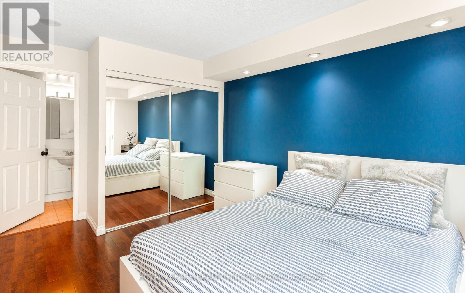 Lph07 - 7 Michael Power Place, Toronto (Islington-City Centre West), Ontario  M9A 0A4 - Photo 35 - W12785056