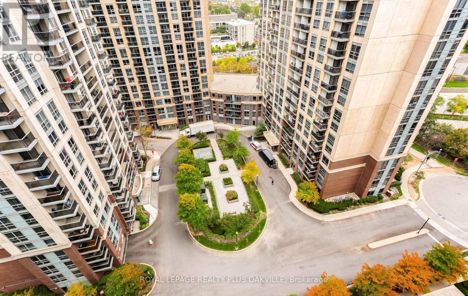 Lph07 - 7 Michael Power Place, Toronto (Islington-City Centre West), Ontario  M9A 0A4 - Photo 42 - W12785056