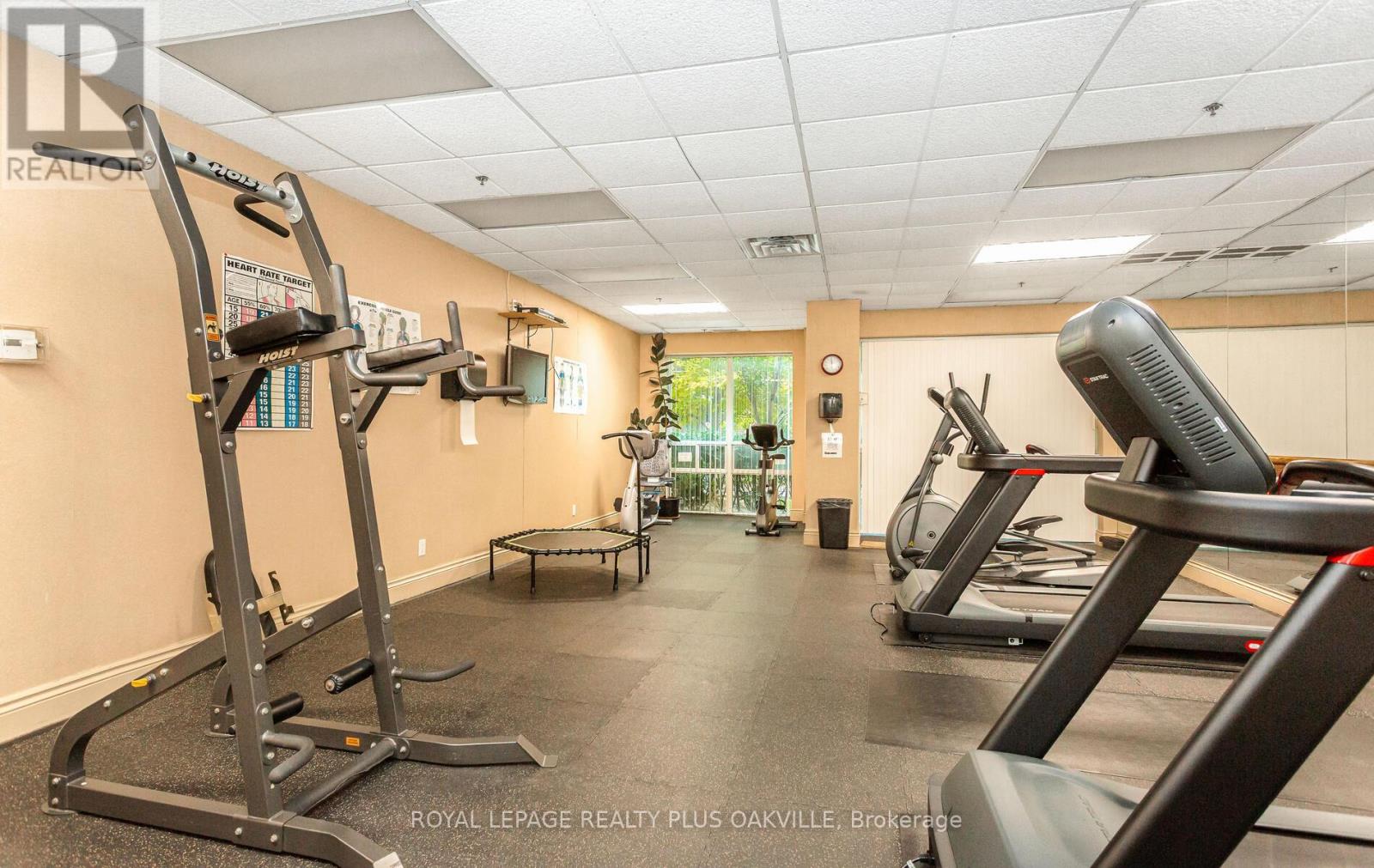 Lph07 - 7 Michael Power Place, Toronto (Islington-City Centre West), Ontario  M9A 0A4 - Photo 45 - W12785056