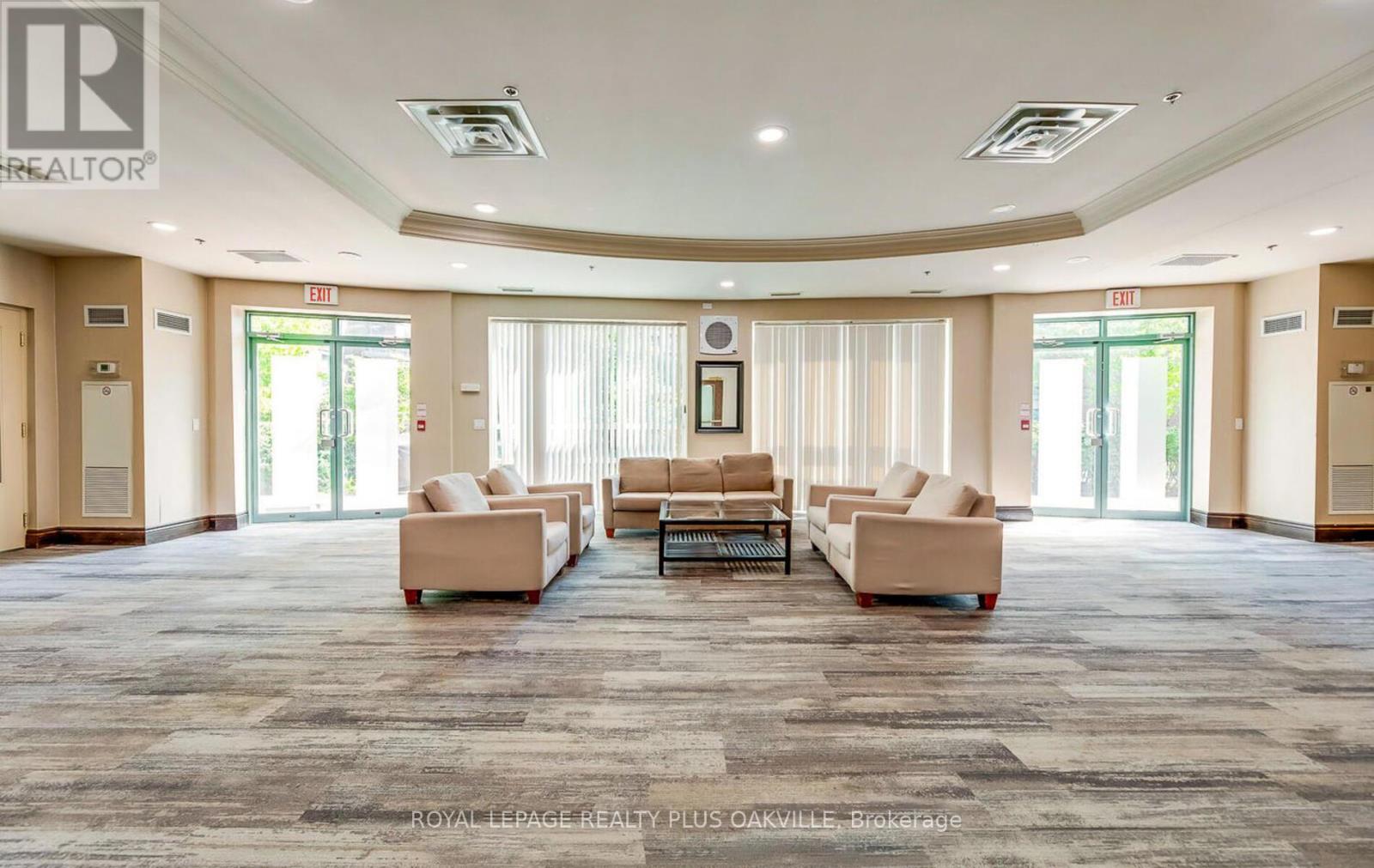 Lph07 - 7 Michael Power Place, Toronto (Islington-City Centre West), Ontario  M9A 0A4 - Photo 48 - W12785056