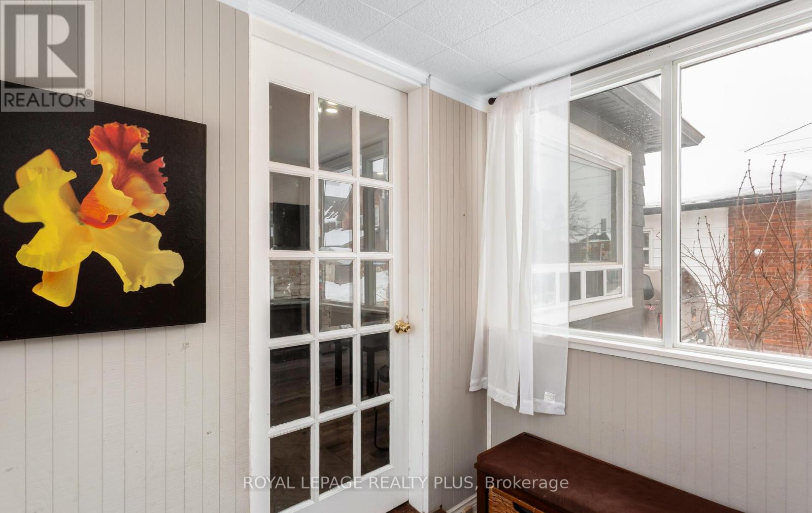 9 Ewing Street, Halton Hills, Ontario  L7G 2P6 - Photo 4 - W12785078