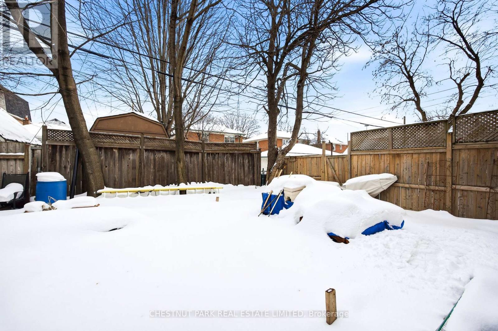 2 - 39 Penhurst Avenue, Toronto, Ontario  M8Y 3A9 - Photo 24 - W12785126