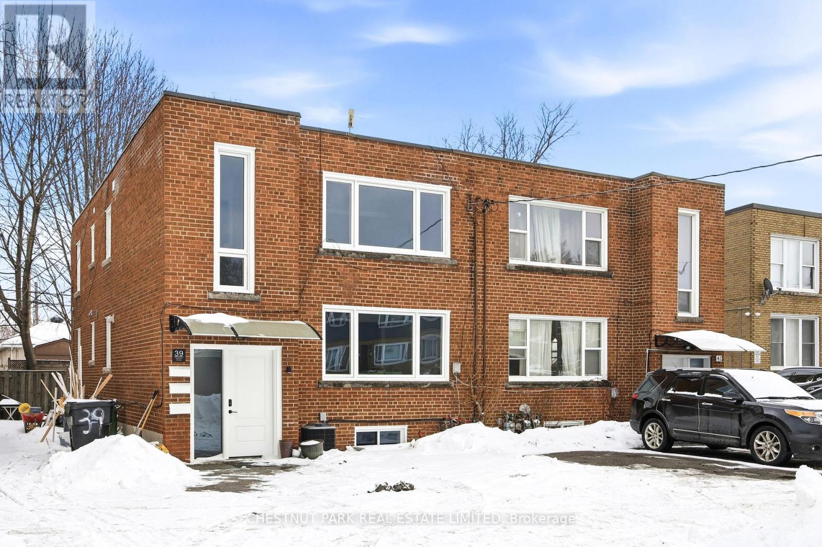 2 - 39 Penhurst Avenue, Toronto, Ontario  M8Y 3A9 - Photo 27 - W12785126