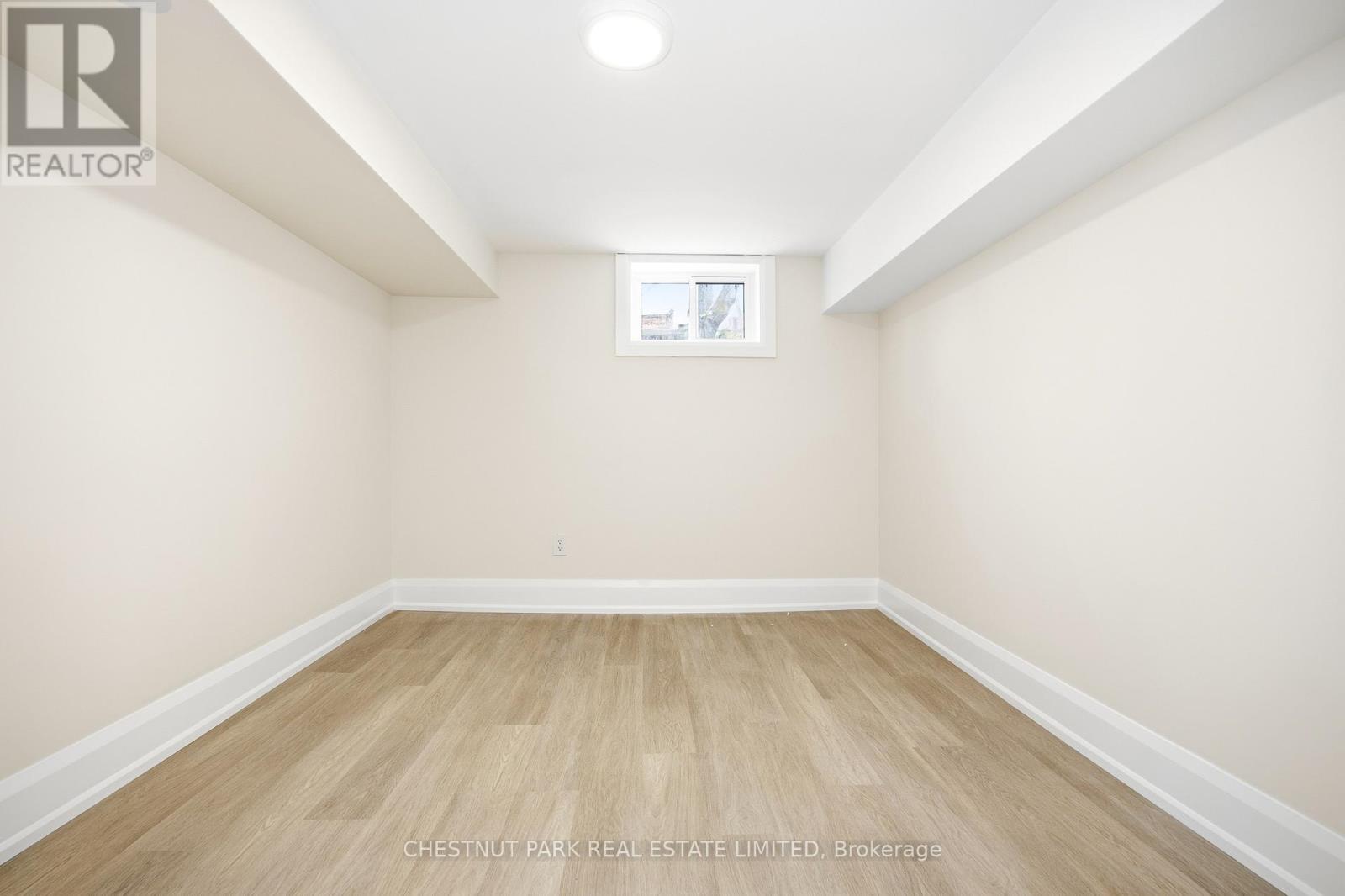 1 - 39 Penhurst Avenue, Toronto, Ontario  M8Y 3A9 - Photo 14 - W12785128