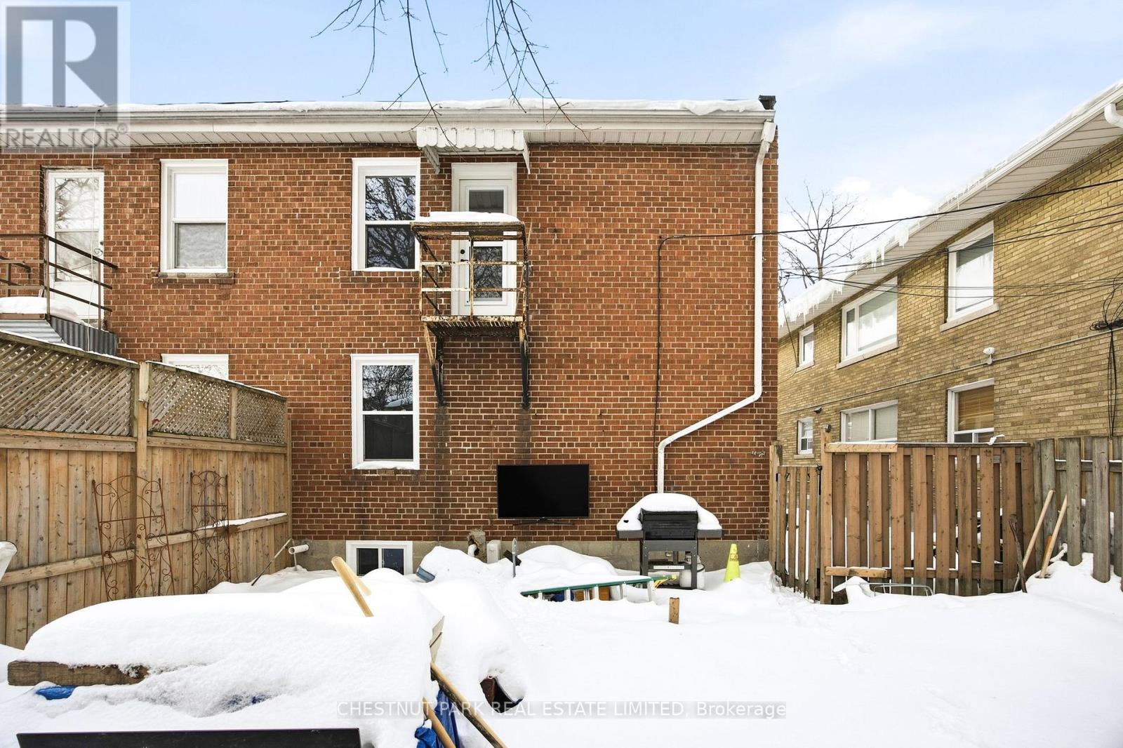 1 - 39 Penhurst Avenue, Toronto, Ontario  M8Y 3A9 - Photo 21 - W12785128