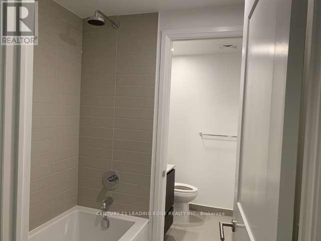 216 - 21 Park Street E, Mississauga, Ontario  L5G 1L7 - Photo 12 - W12785140