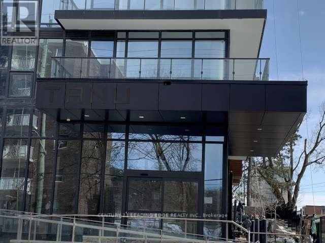 216 - 21 Park Street E, Mississauga, Ontario  L5G 1L7 - Photo 2 - W12785140