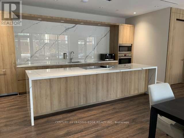 216 - 21 Park Street E, Mississauga, Ontario  L5G 1L7 - Photo 28 - W12785140