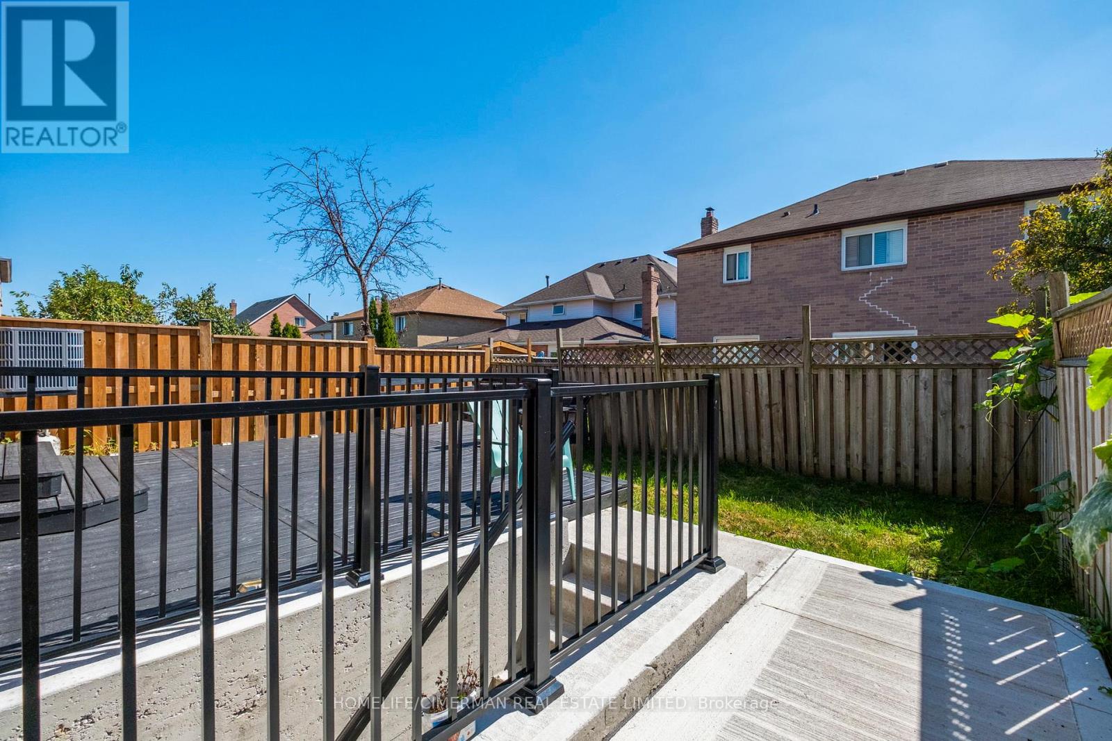 39 Stanwell Drive, Brampton, Ontario  L6Z 3Y8 - Photo 47 - W12785164