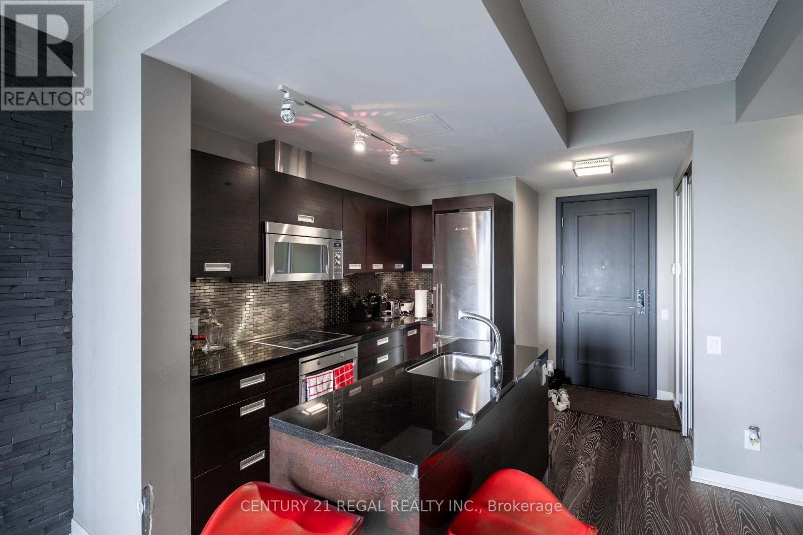 1003 - 88 Park Lawn Road, Toronto, Ontario  M8Y 0B5 - Photo 14 - W12785176