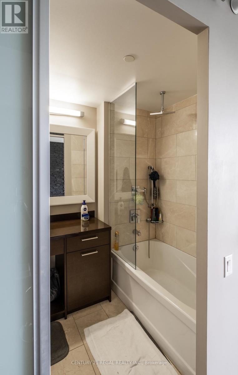 1003 - 88 Park Lawn Road, Toronto, Ontario  M8Y 0B5 - Photo 7 - W12785176