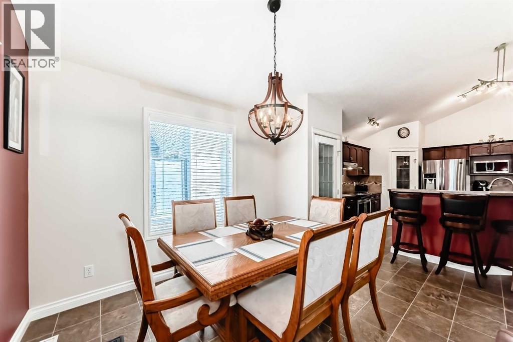 187 Hawkmere View, Chestermere, Alberta  T1X 1T8 - Photo 15 - A2285861