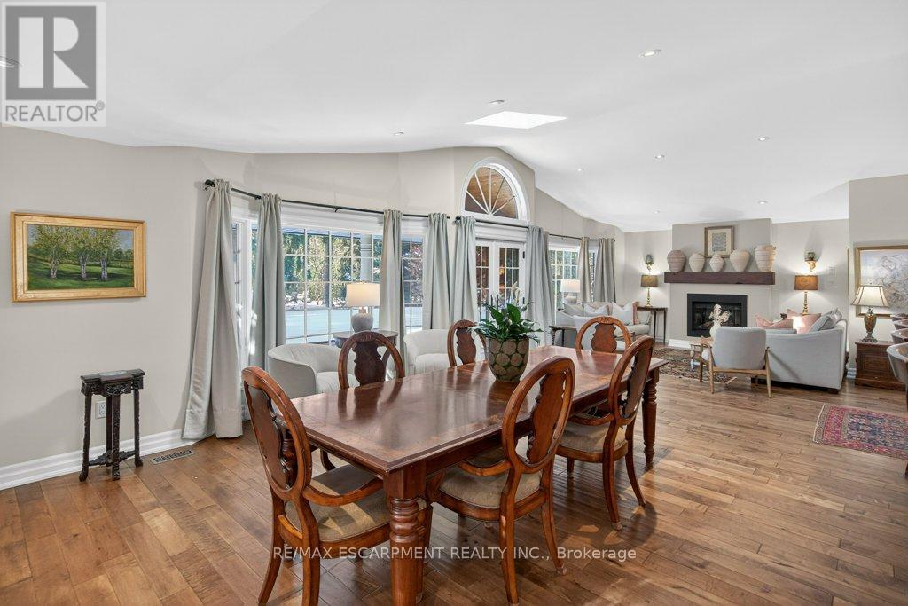 16 Lovers Lane, Hamilton, Ontario  L9G 1G3 - Photo 15 - X12785070