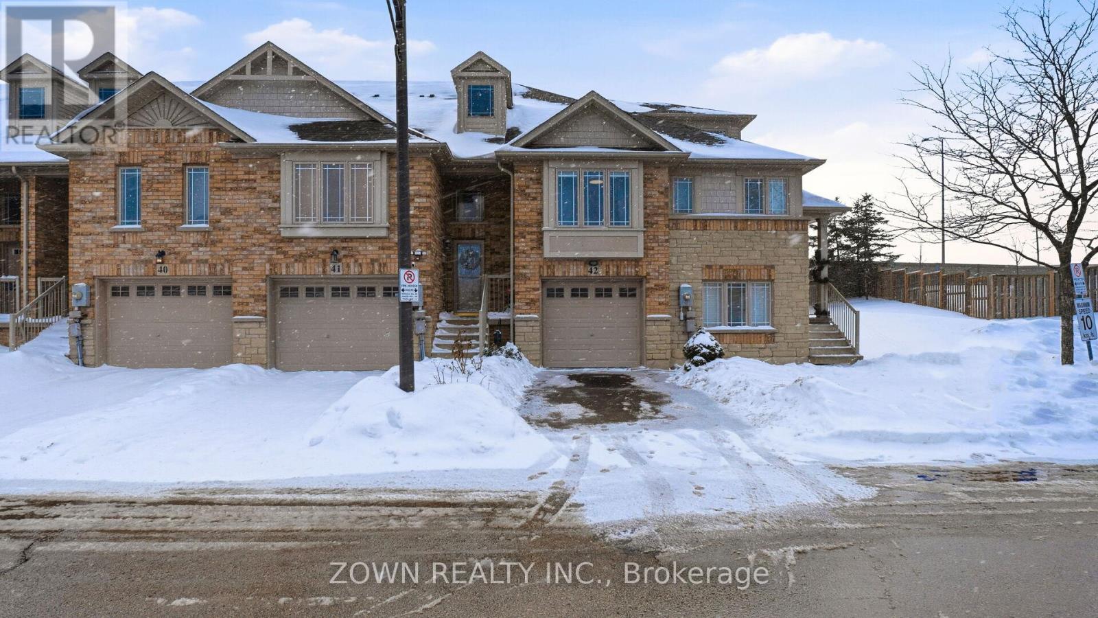 42 - 242 UPPER MOUNT ALBION ROAD, Hamilton, Ontario