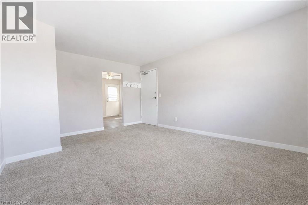 10 Hungerford Road Unit# 5, Cambridge, Ontario  N3C 2P5 - Photo 3 - 40804796