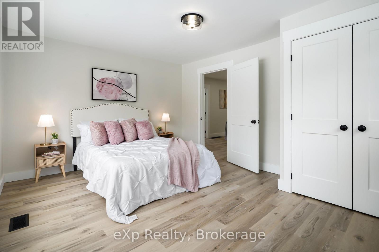 221 Queen Street, Chatham-Kent, Ontario  N0P 1T0 - Photo 34 - X12785240