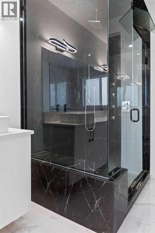 21 Sunvalley View, Cochrane, Alberta  T4C 0X8 - Photo 39 - A2274587