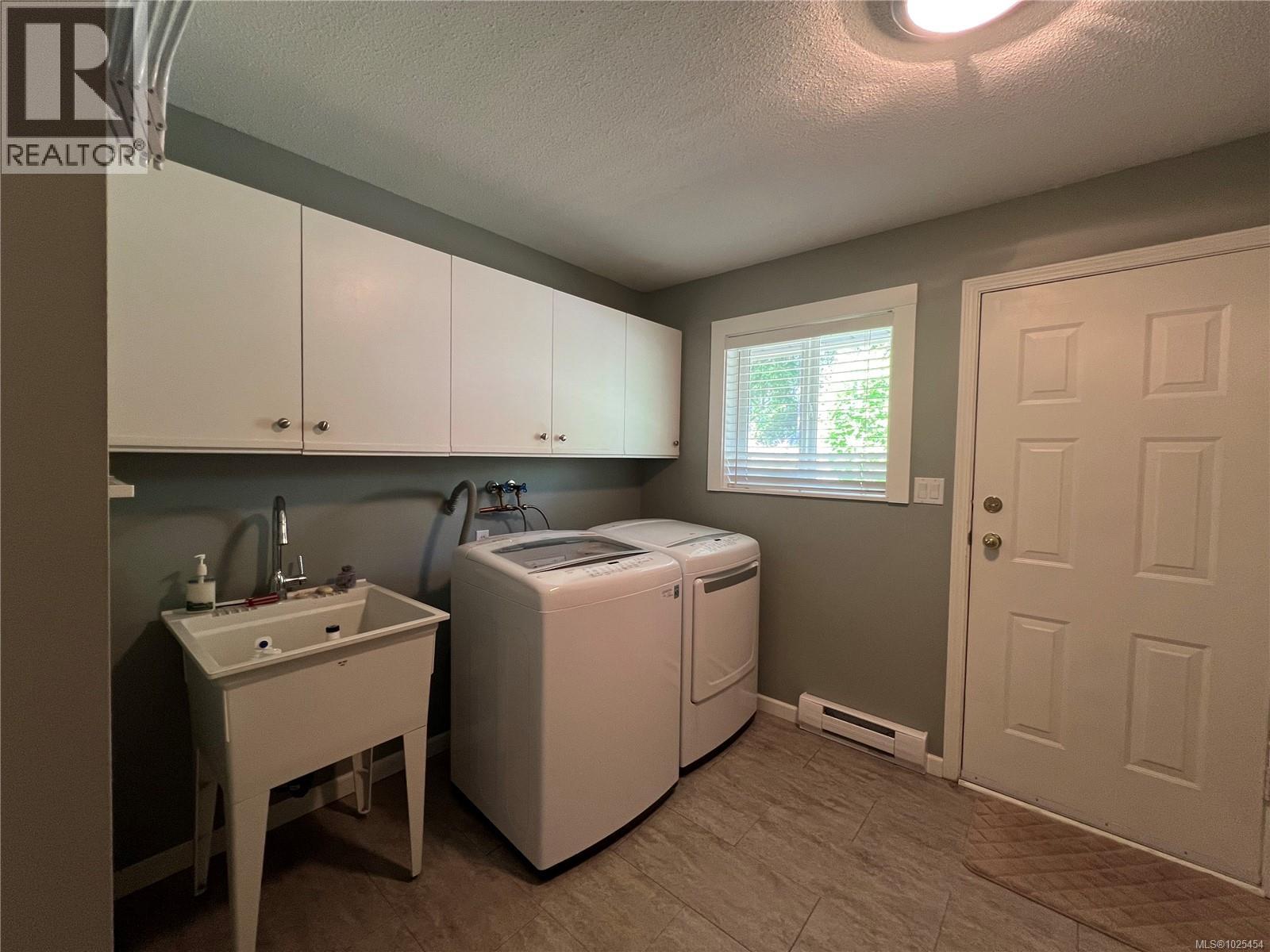 492 Cedar Cres, Gold River, British Columbia  V0P 1G0 - Photo 27 - 1025454