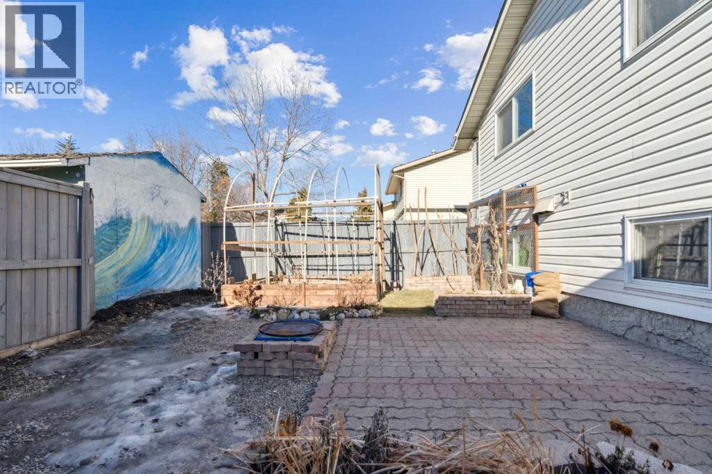 70 Midridge Gardens Se, Calgary, Alberta  T2X 1C3 - Photo 19 - A2282145