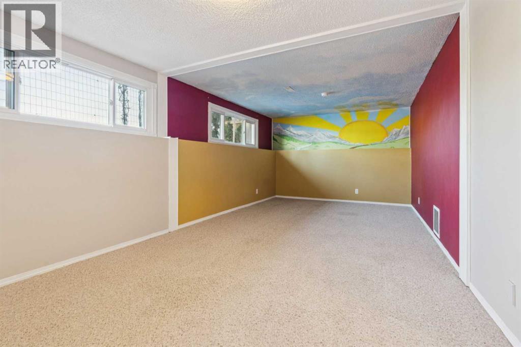 70 Midridge Gardens Se, Calgary, Alberta  T2X 1C3 - Photo 13 - A2282145