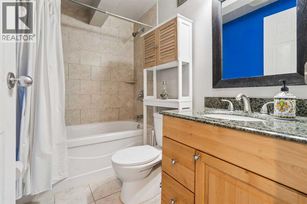 70 Midridge Gardens Se, Calgary, Alberta  T2X 1C3 - Photo 17 - A2282145