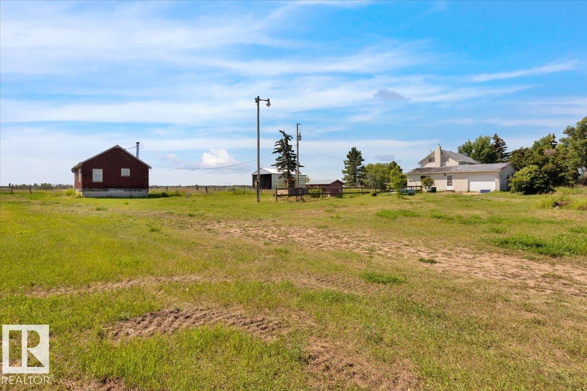 23427 Twp Rd 574, Rural Sturgeon County, Alberta  T8R 1L2 - Photo 9 - E4453628