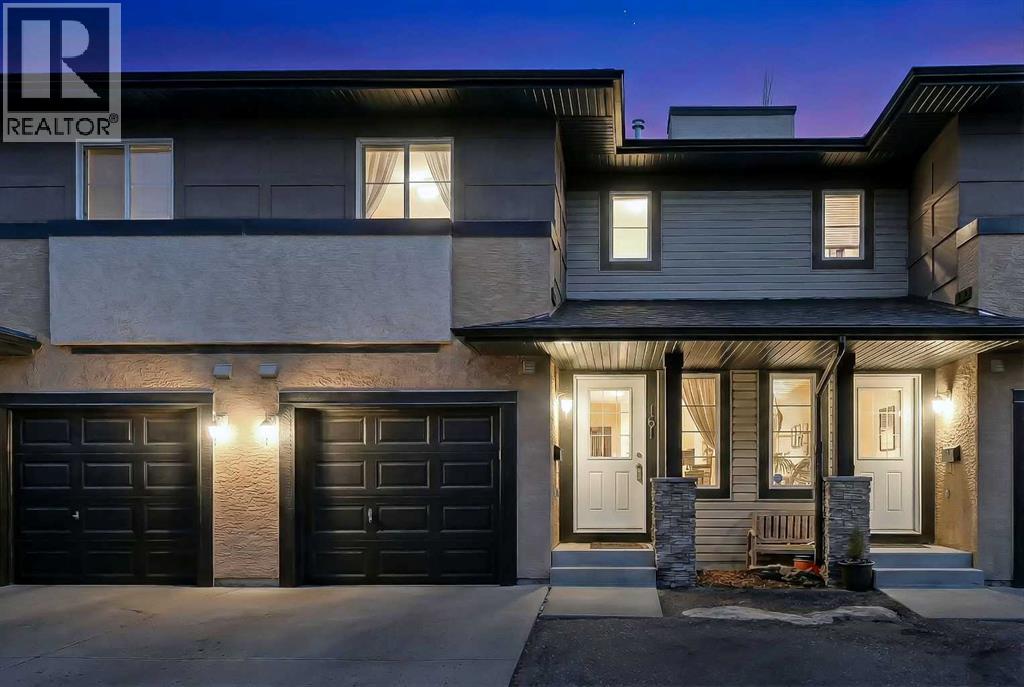 161 Eversyde Common Sw, Calgary, Alberta  T2Y 4Z5 - Photo 1 - A2285414